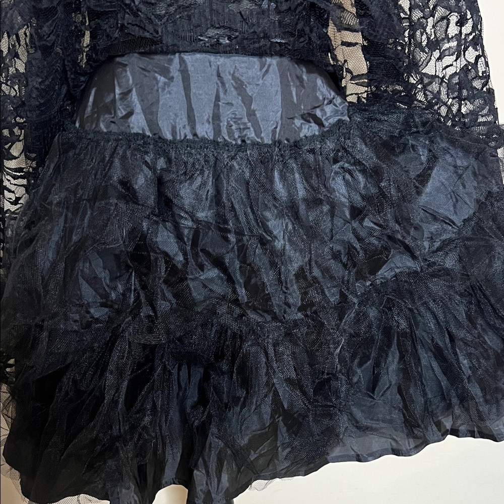 🖤Elegant Black Lace Off-Shoulder Dress - Picture 15 of 16